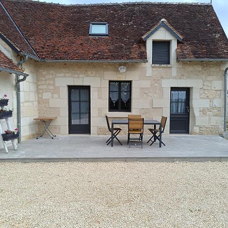 Gite De La Grand Maison Le Noyer Seigy Eksteriør bilde